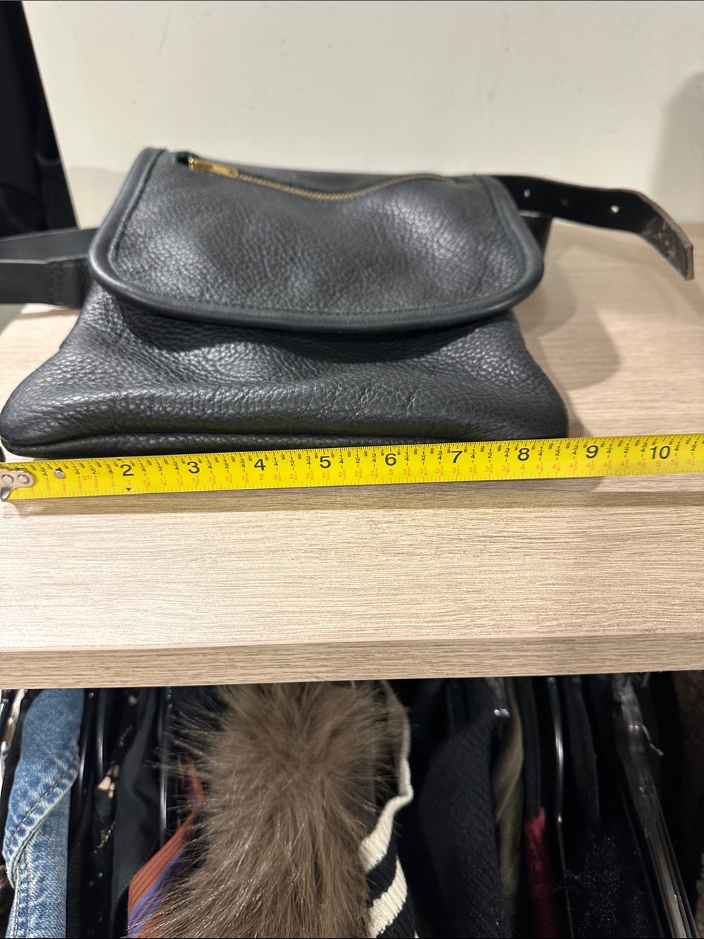 Black Leather Crossbody Sling Bag - Gold Zipper - Picture 3 of 4